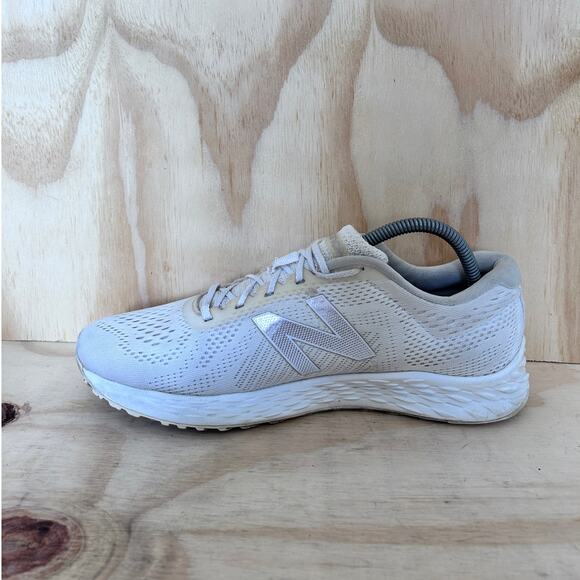 New Balance - Arishi V1 - Running Shoes - White - Women's - 10 - WARISCW1 - Picture 4 of 9